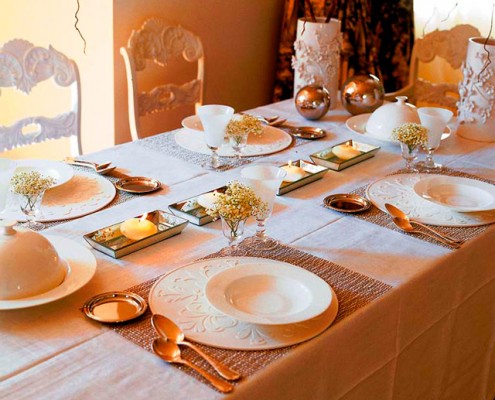 Elegant-Christmas-Table-Decorating-Ideas-for-2013-1